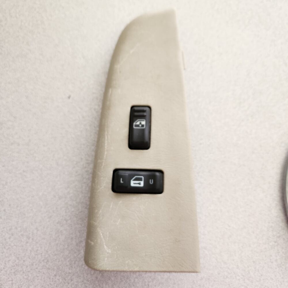 00-06 OEM Chevy/GMC Passenger OEM Power Window Door Lock Unit Shale Color